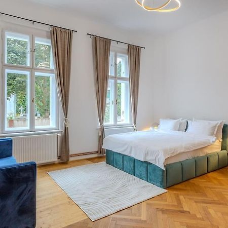 Gb4 By Rentable Apartment Brasov Exterior photo